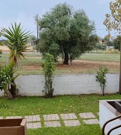 Giorgos Πανσιόν Kalyves Polygyrou